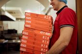 Фото к объявлению «Курьер О-пицца • Зарплата...»