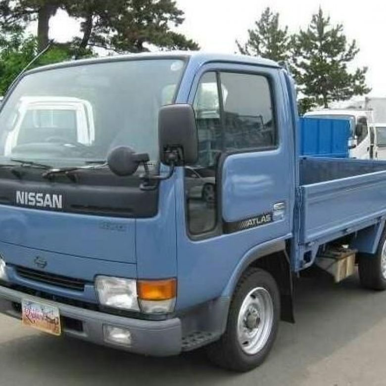 Продажа грузовички. Nissan Atlas бортовой, 1998. Бортовой грузовик Ниссан атлас 1998. Ниссан атлас 300 грузовик бортовой. Ниссан Atlas грузовой бортовой.